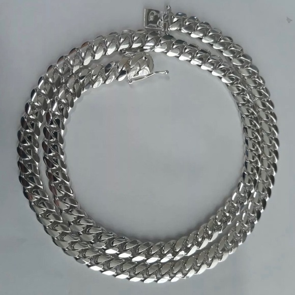 9mmx30” Sterling Silver Miami Cuban Link Chain - Picture 7 of 8